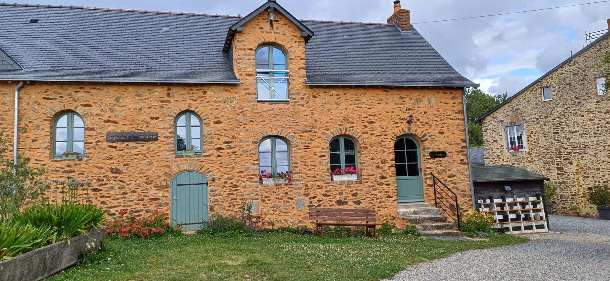 Ahuillé Logis De La Provosterie - Cyclamenヴィラ エクステリア 写真